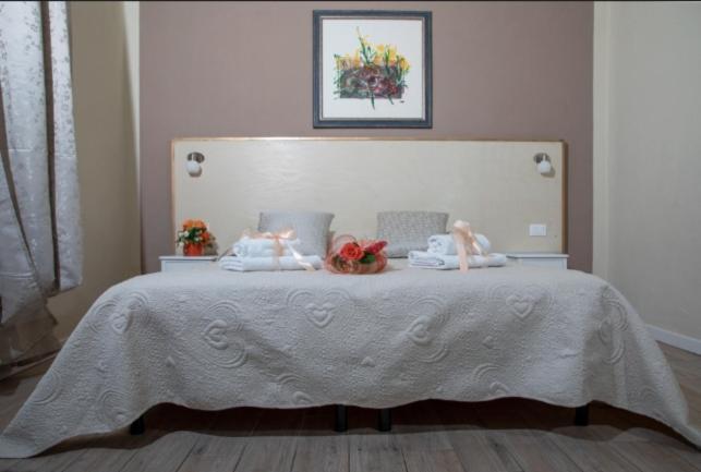 Camera Matrimoniale/Doppia con Letti Singoli con Bagno Privato